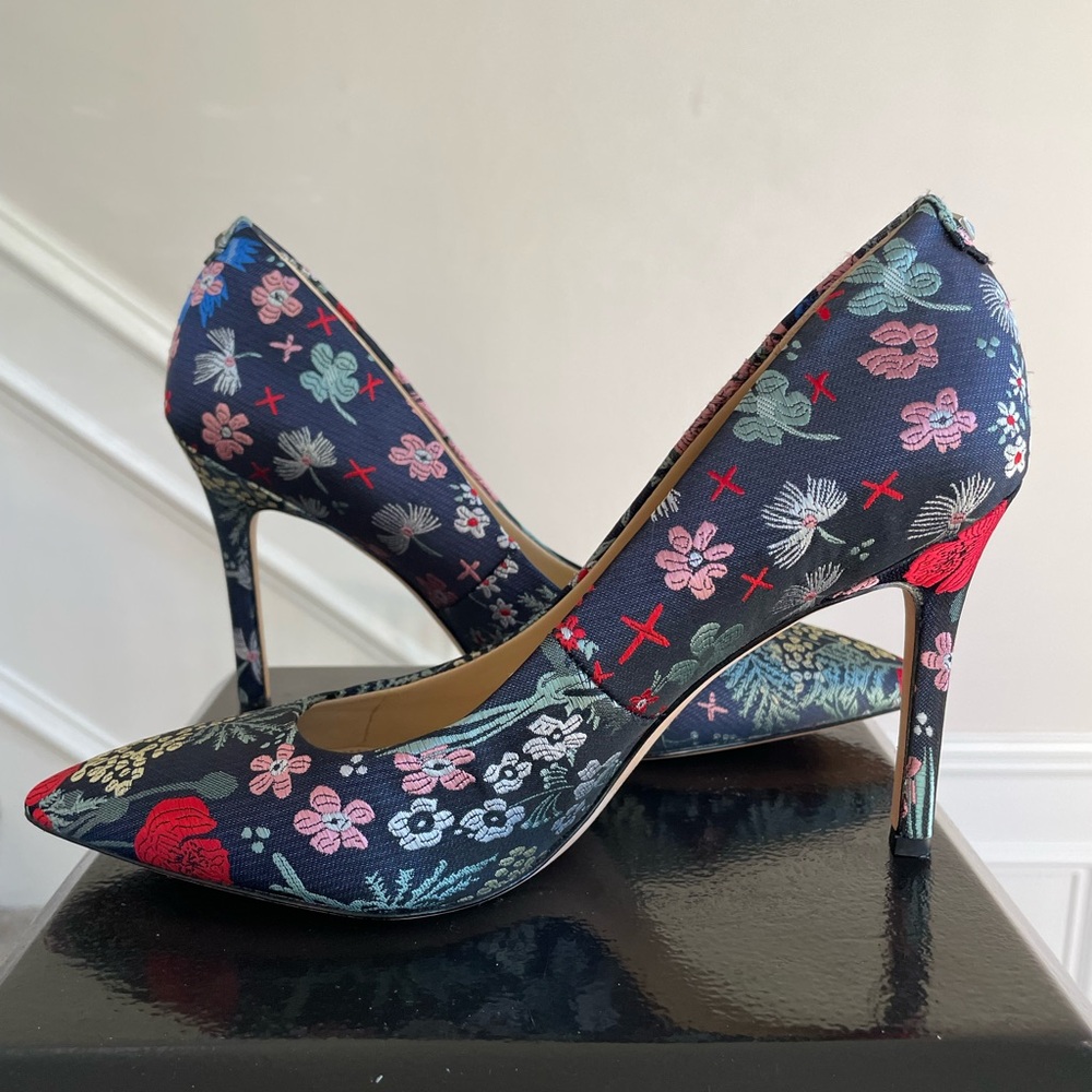 Sam Edelman Embroidered Floral Pumps, 7.5